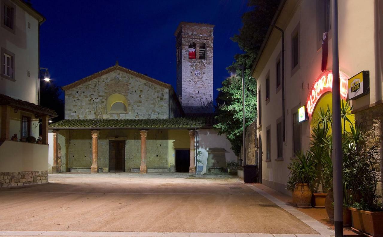 Borgo Della Rocca Bed and Breakfast Montemurlo Buitenkant foto
