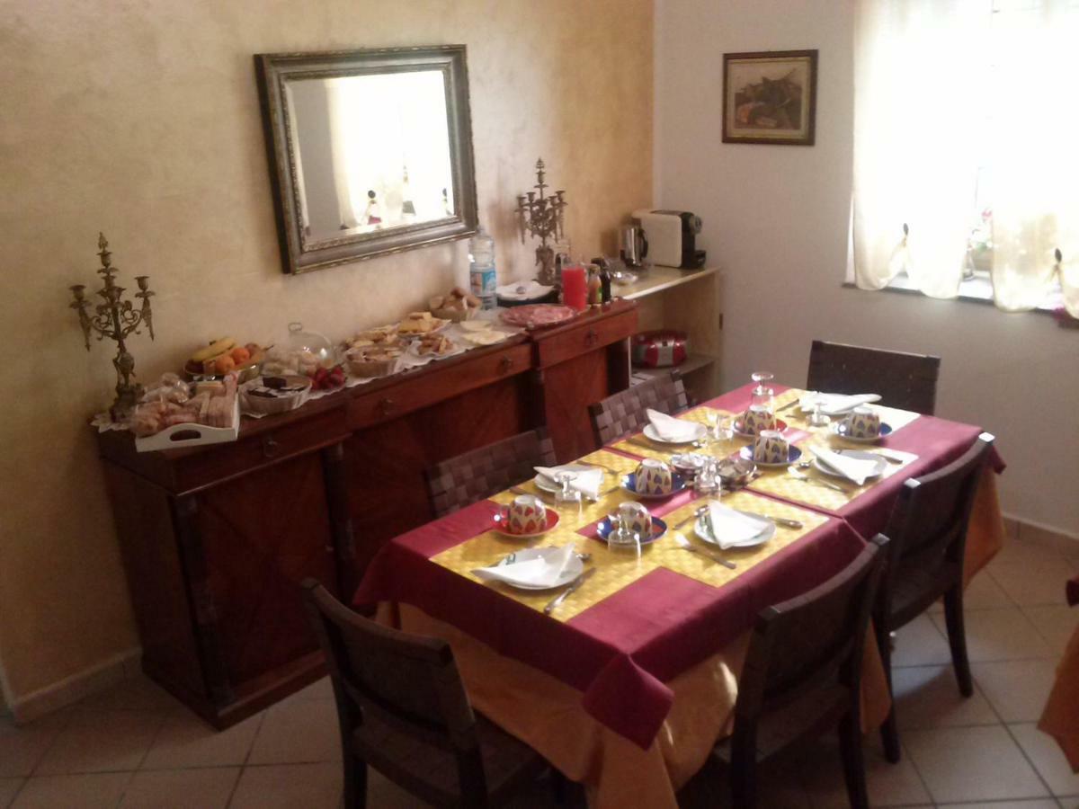 Borgo Della Rocca Bed and Breakfast Montemurlo Buitenkant foto