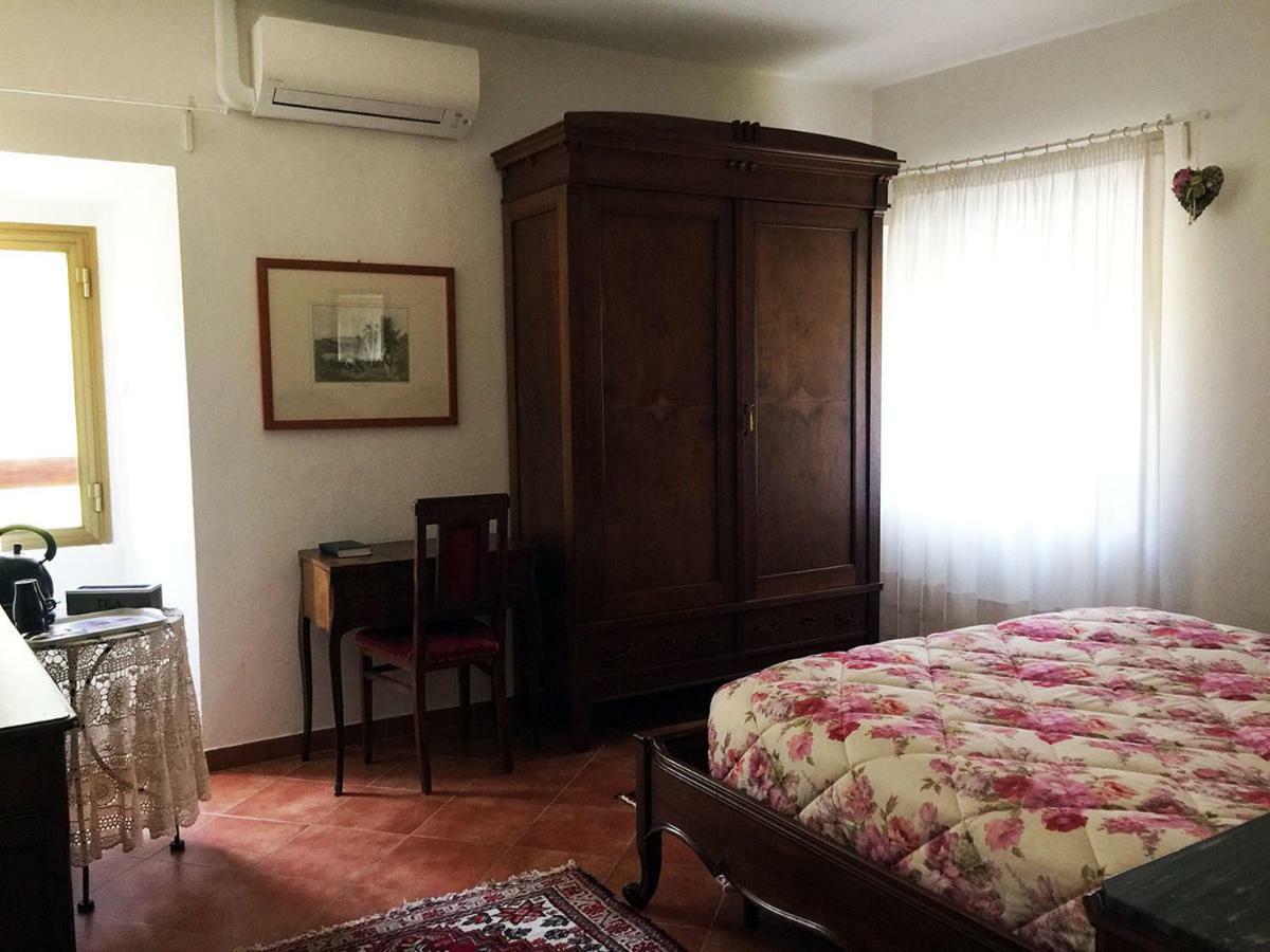 Borgo Della Rocca Bed and Breakfast Montemurlo Buitenkant foto