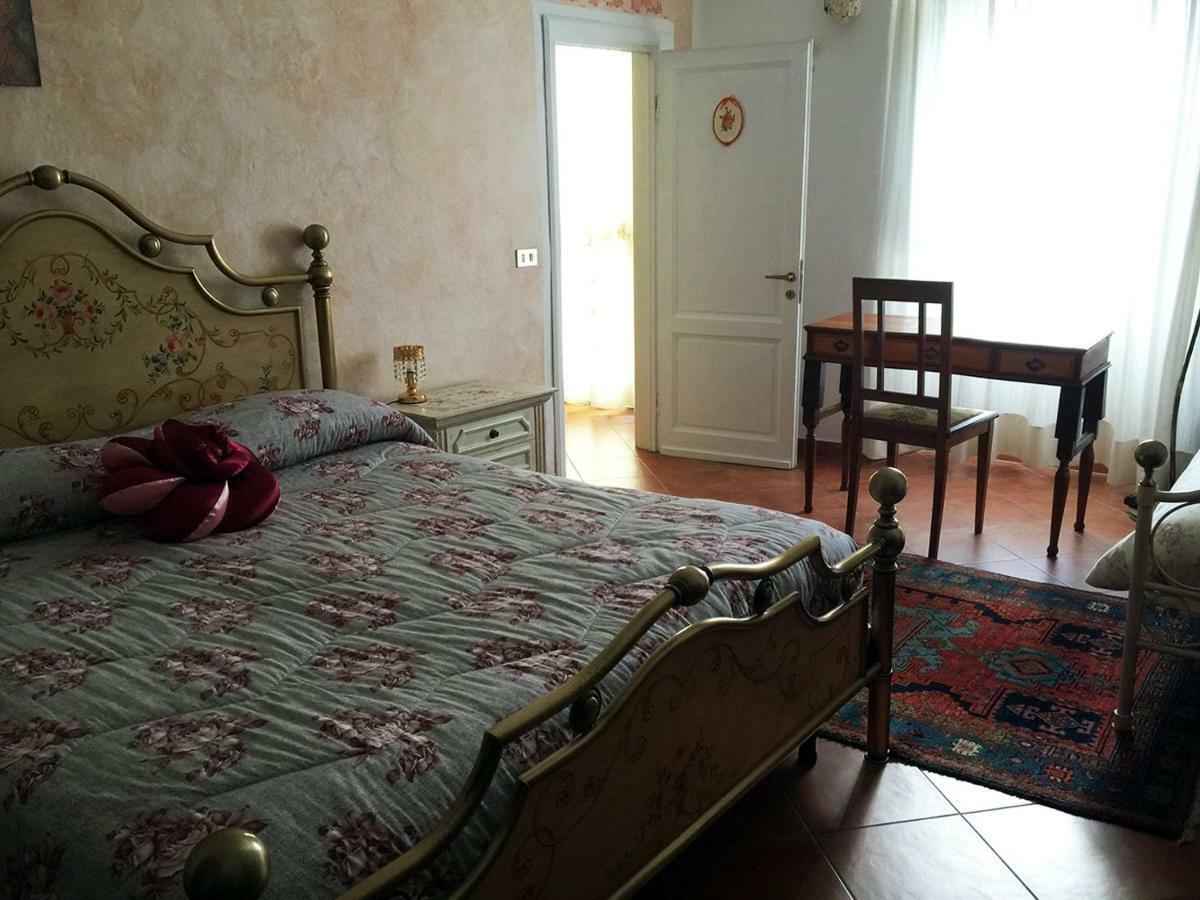 Borgo Della Rocca Bed and Breakfast Montemurlo Buitenkant foto
