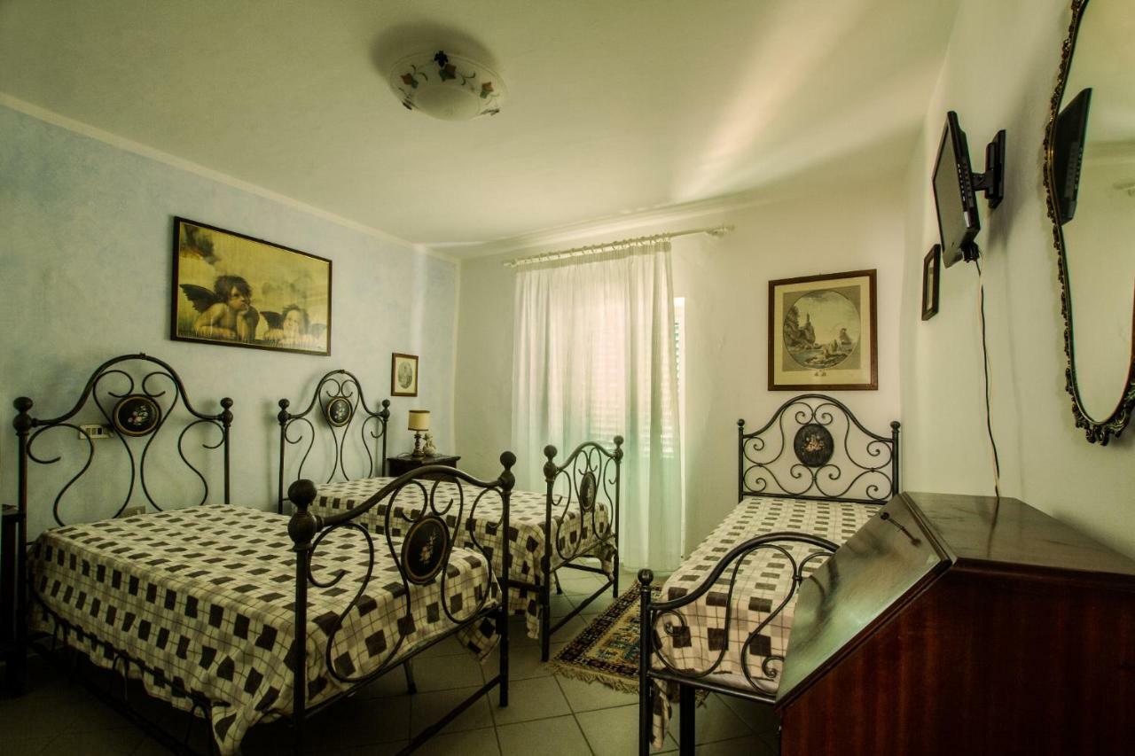 Borgo Della Rocca Bed and Breakfast Montemurlo Buitenkant foto