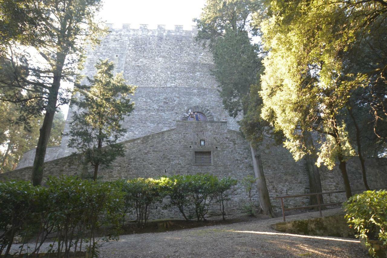 Borgo Della Rocca Bed and Breakfast Montemurlo Buitenkant foto